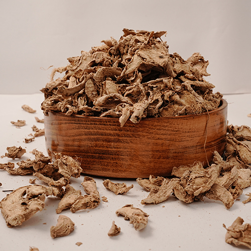 Ginger Flakes - Dev Tandoor Industries